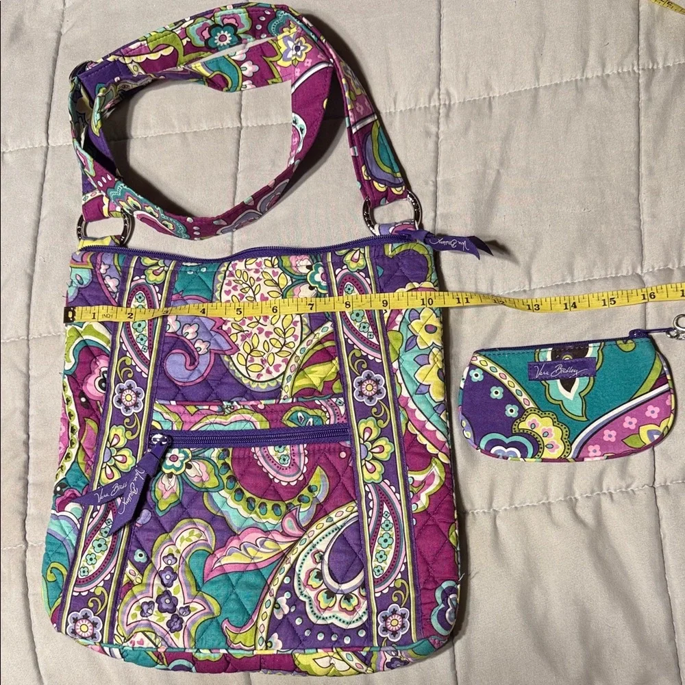 Vera Bradley Vibrant Purple Paisley tote w/matching coin purse. EC - Picture 2 of 12